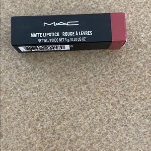 Mac matte lipstick color Mehr